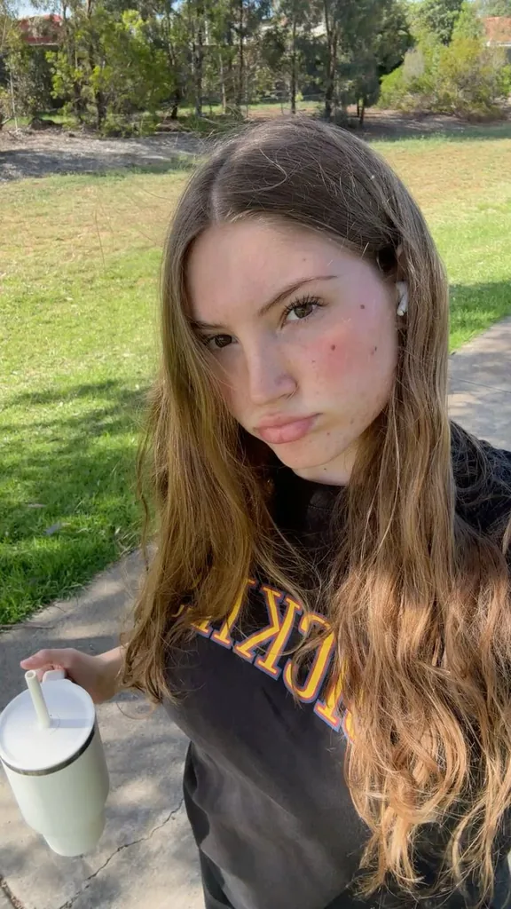 Zoe